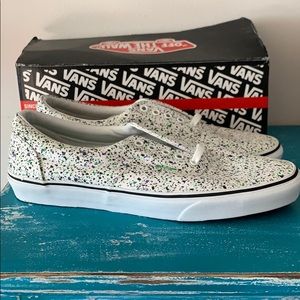 VANS ERA SNEAKERS